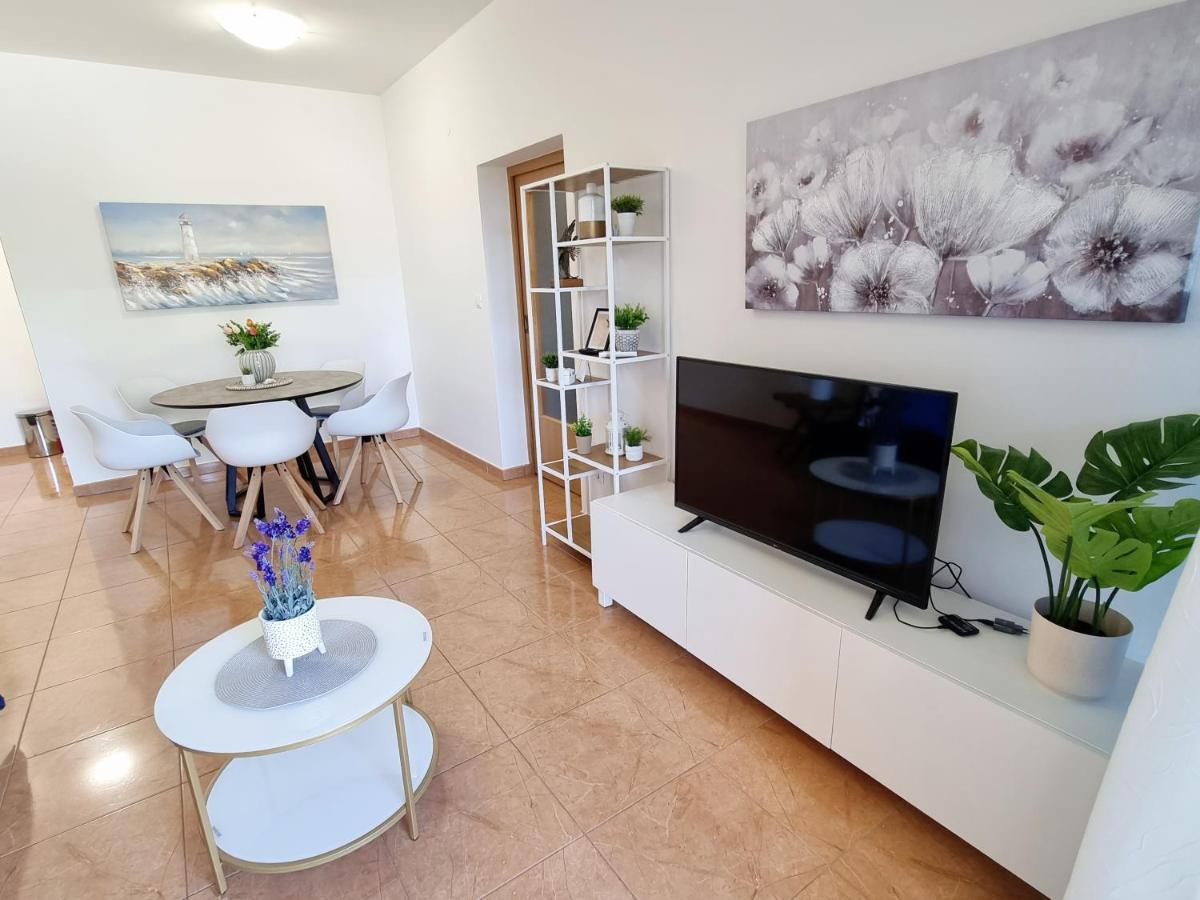 App Oleander Apartment อูมัค ภายนอก รูปภาพ